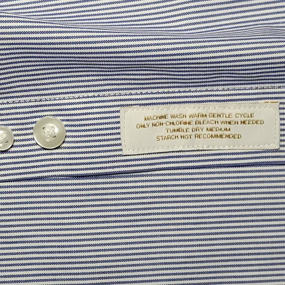 Roundtree & Yorke Mens Blue and White Striped Button Up Shirt Size 17 / 34 - Picture 4 of 11